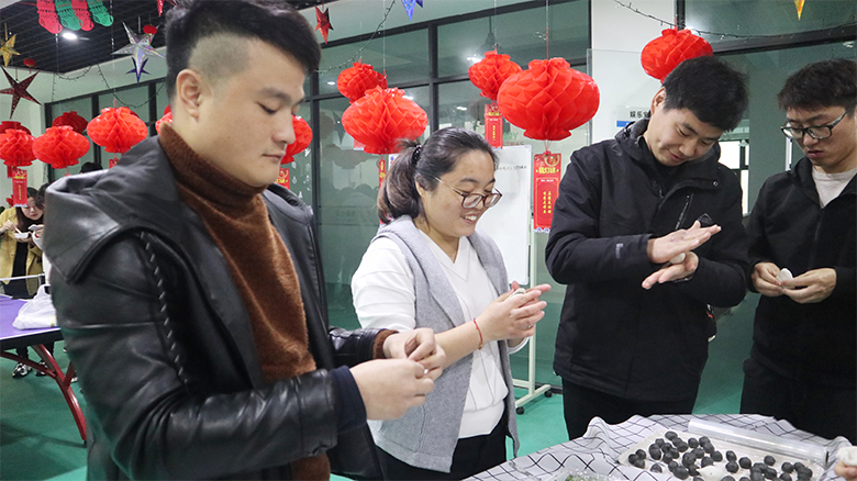 贏好禮，陪你趣味鬧元宵 | 寶開(kāi)舉辦“包湯圓 · 猜燈謎 · 迎元宵”主題活動(dòng)